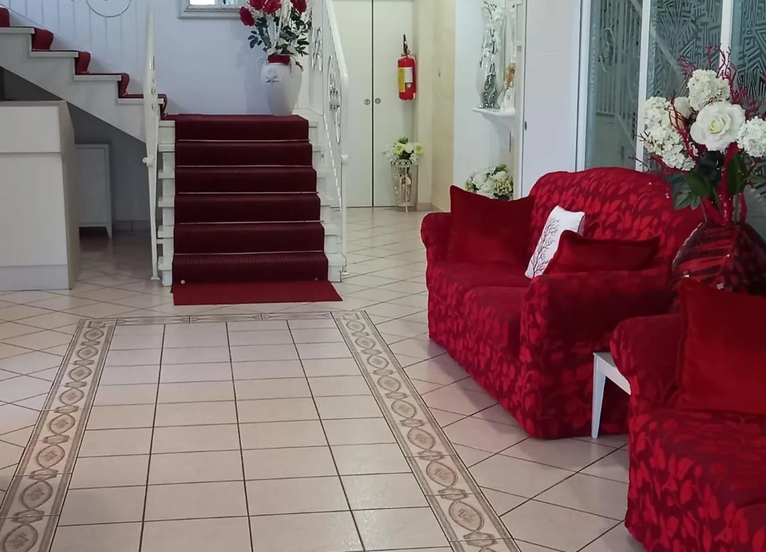 ريتشوني Hotel Aurelia